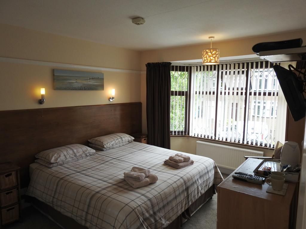 Cherish End Guest House Данстэбл Экстерьер фото